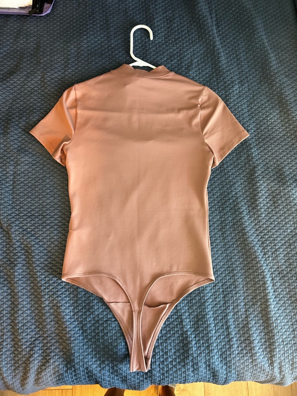 Abercrombie & Fitch | Dusty Rose Cutout Short Sleeve Bodysuit - Picture 2 of 4